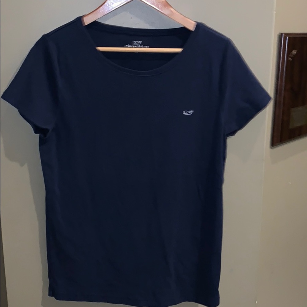 Vineyard Vines T Shirt